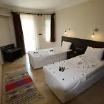 Hotel Calbis 3*