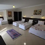 Hotel Calbis