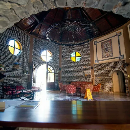 Calbis 3* داليان