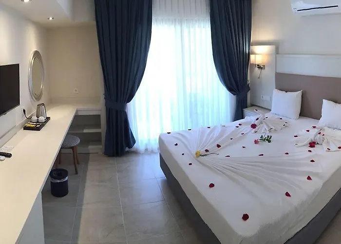 Hotel Calbis 3*